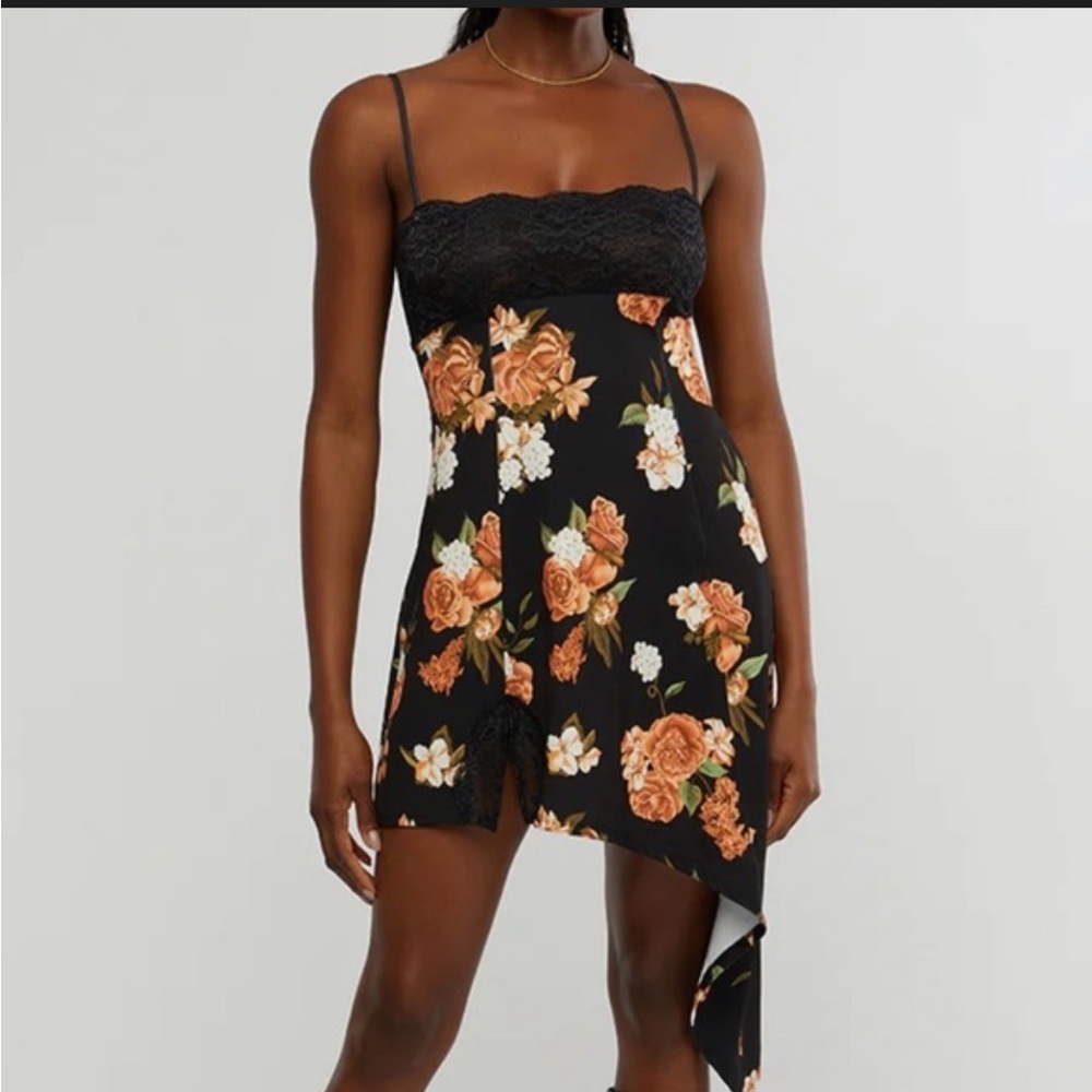 WeWoreWhat Dress | Black Floral Lace-Asymmetric Slip Dress NWT